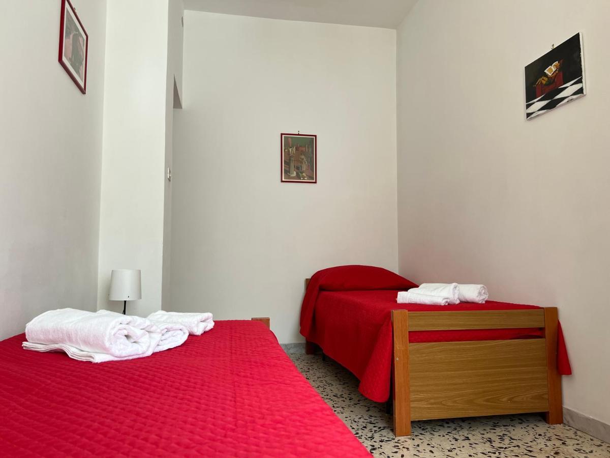 Appartement Amelia A Mare à Paola Extérieur photo