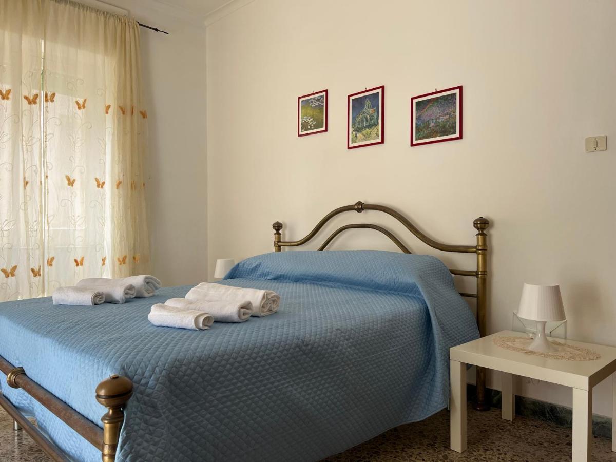 Appartement Amelia A Mare à Paola Extérieur photo