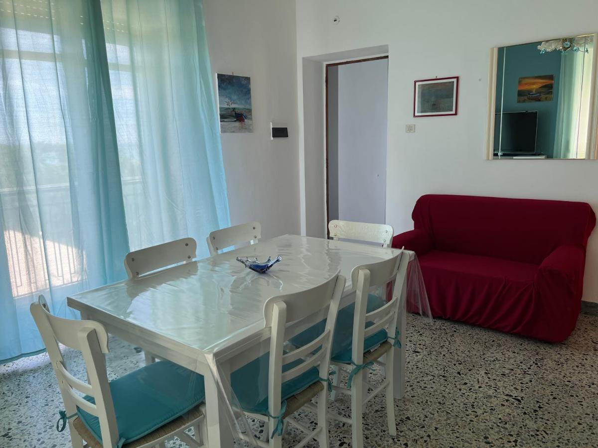 Appartement Amelia A Mare à Paola Extérieur photo