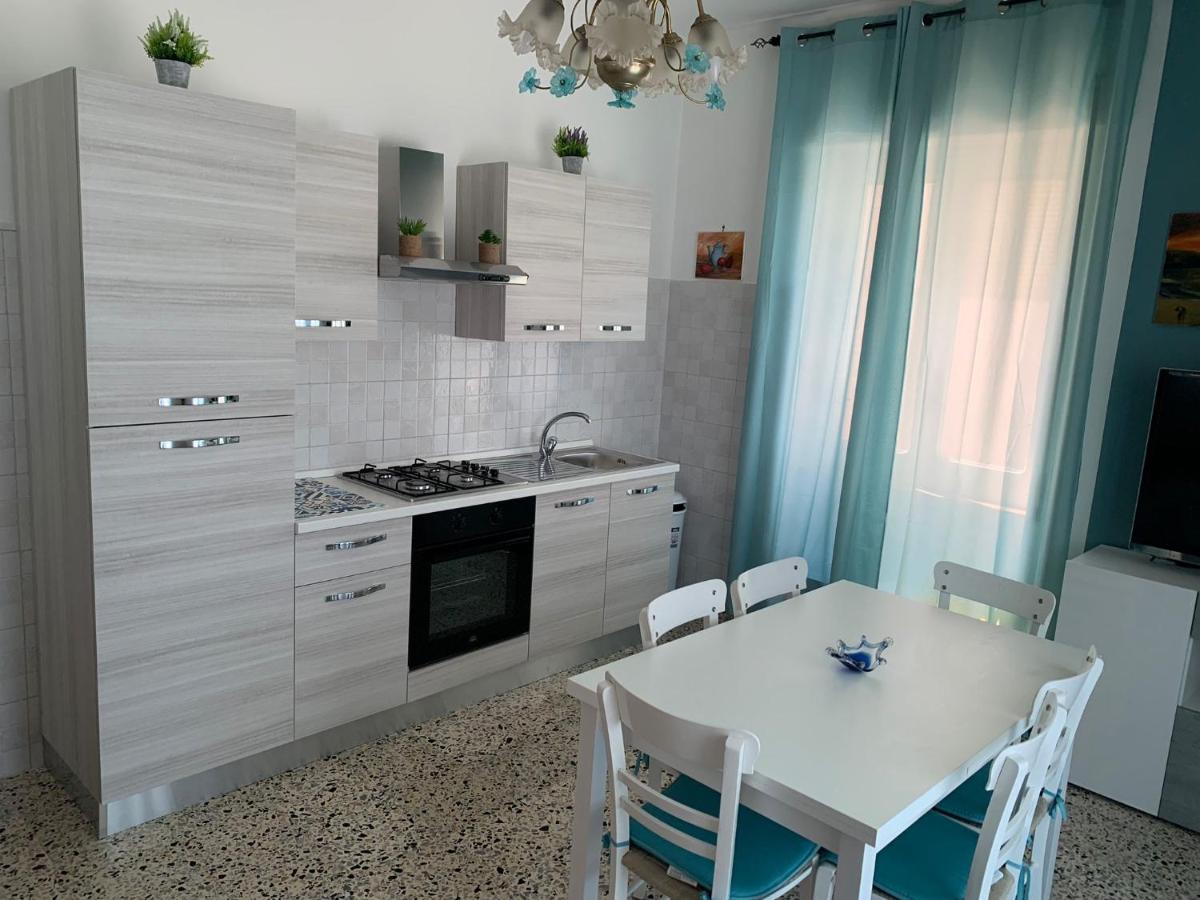 Appartement Amelia A Mare à Paola Extérieur photo
